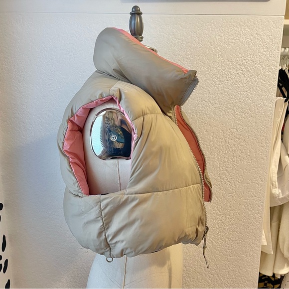 Cropped Reversible Zara Puffy Vest - Picture 7 of 8